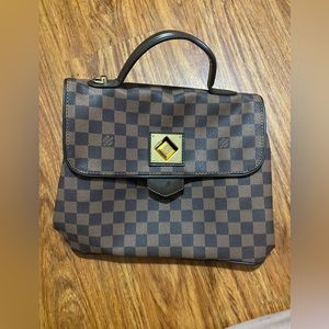 Louis Vuitton styled bag